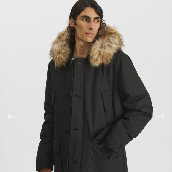 Canadian Classics Italian Men's Hooded Down Coat with  Fur Trim. - Picture 1 of 16